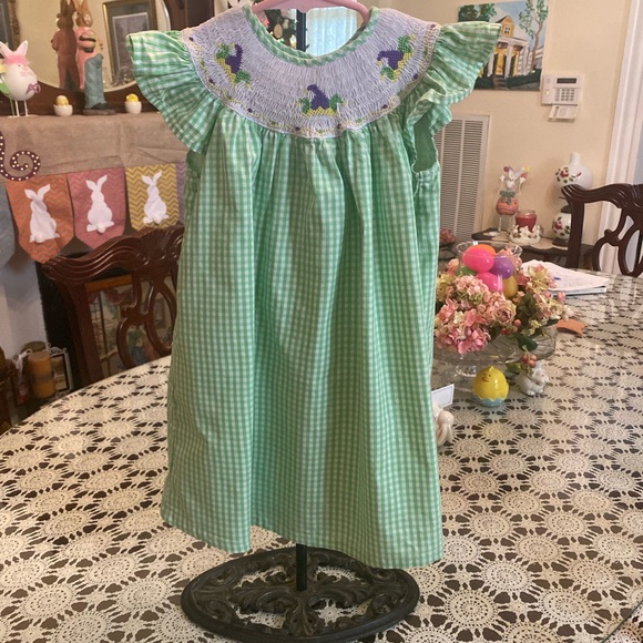 Bella Mia Kids Smocked Toddler Girls Mardi Gras Theme Dress size 3T - Picture 9 of 16